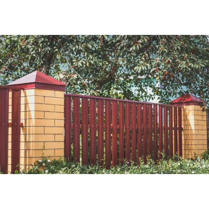 Штакетник М-образный А Grand Line 0,5 Satin RAL 3005 Красное Вино